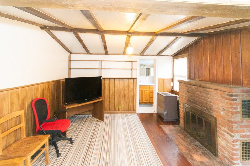 457 457 SW Washington - 8 #8 - Photo 3 of 17