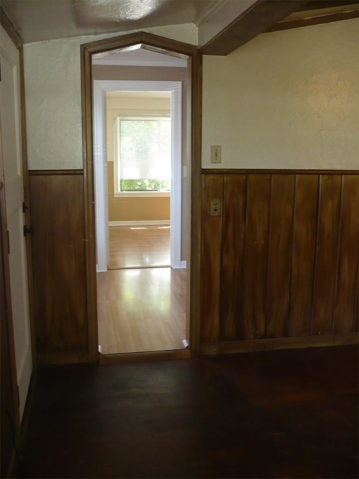 457 457 SW Washington - 8 #8 - Photo 5 of 17