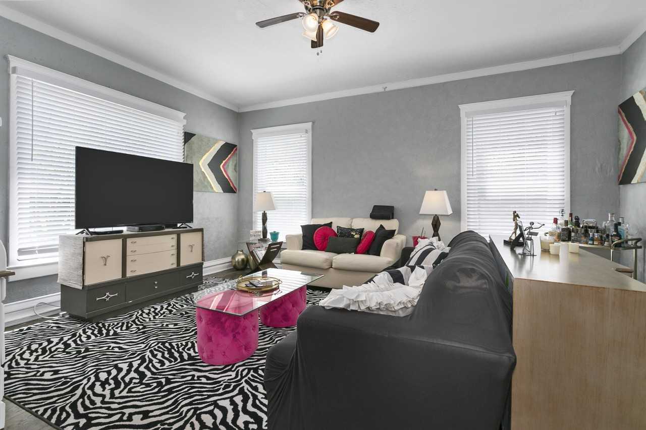 4148 Warwick Blvd #1 - Photo 2 of 22