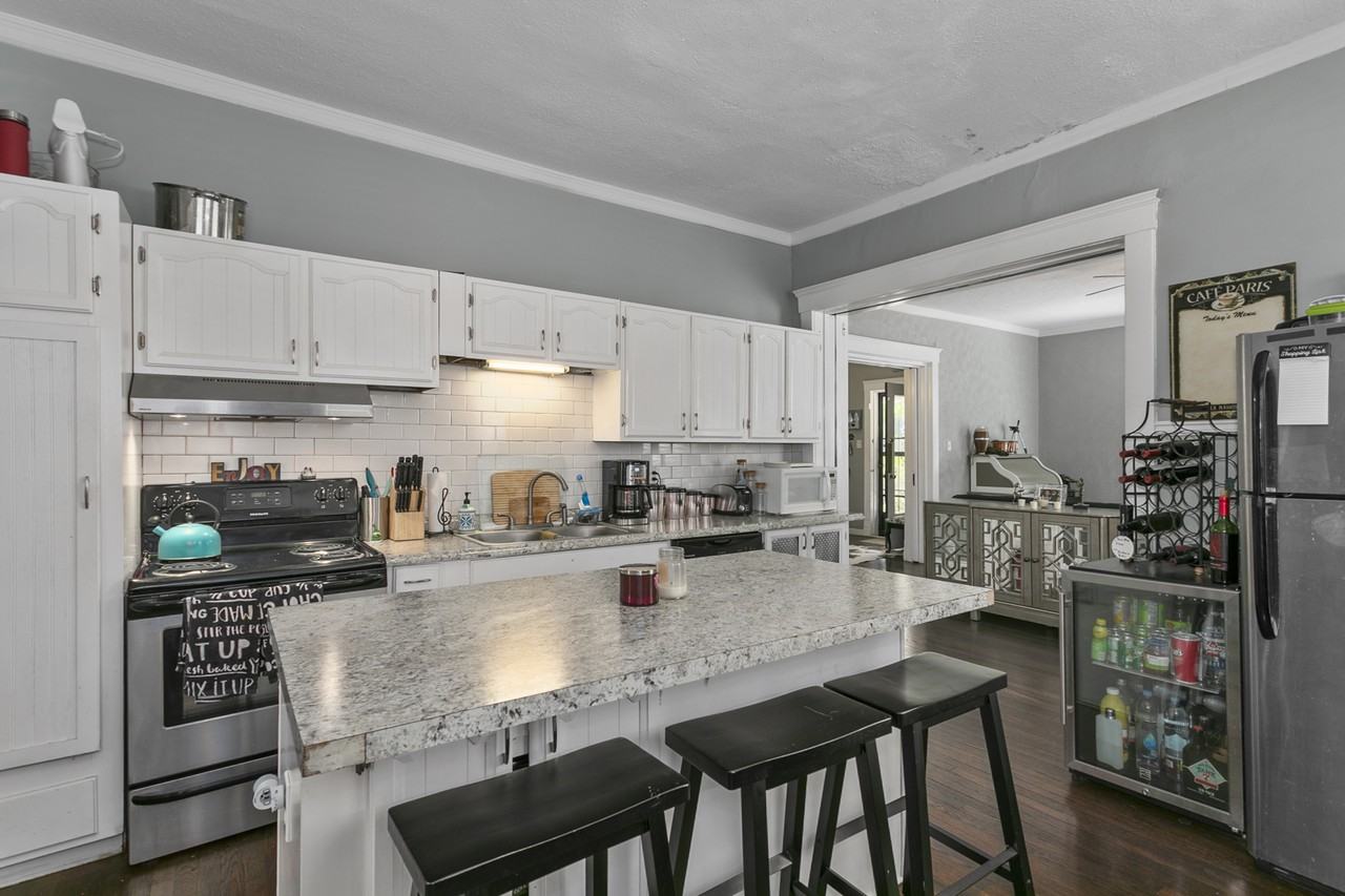 4148 Warwick Blvd #1 - Photo 5 of 22