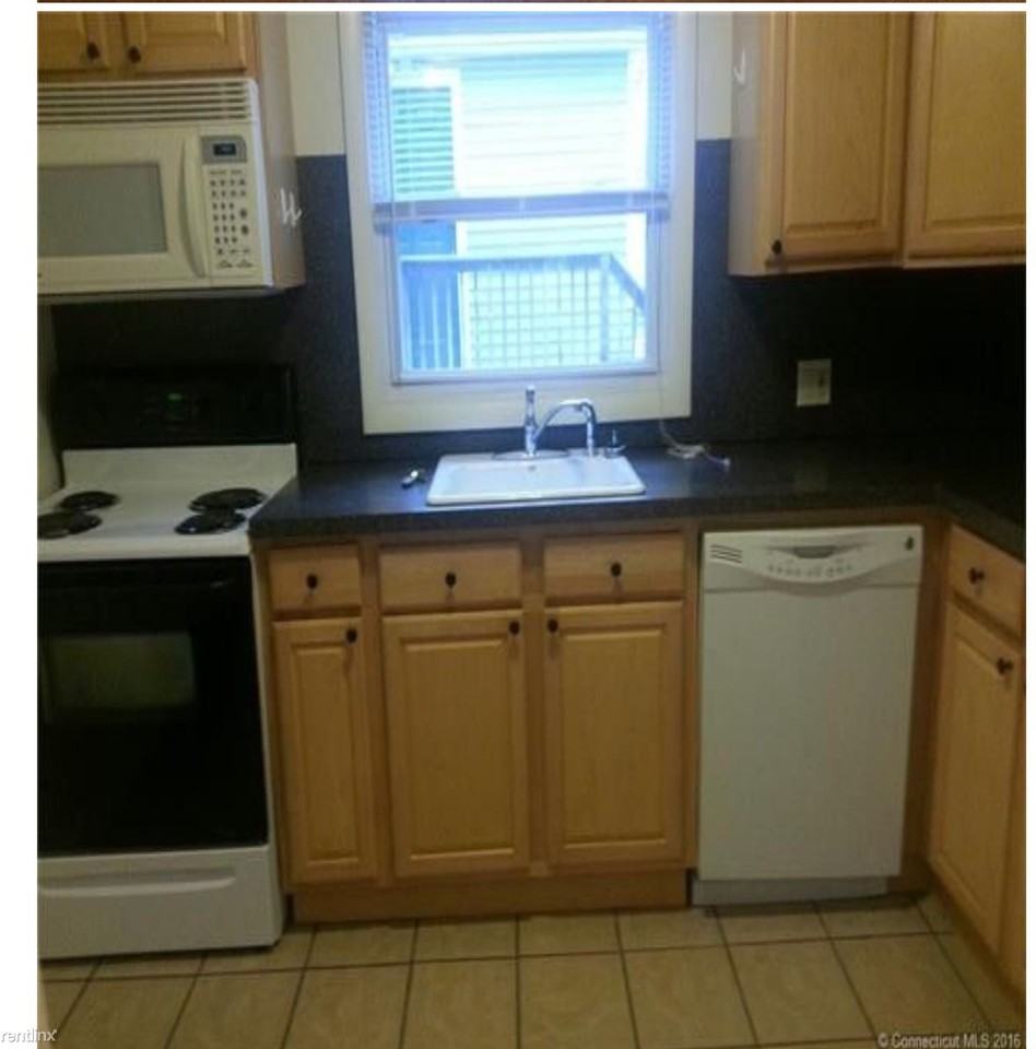 95 Barnett St - Photo 3 of 5