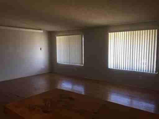927 N Old Chisholm Trl - Photo 2 of 7