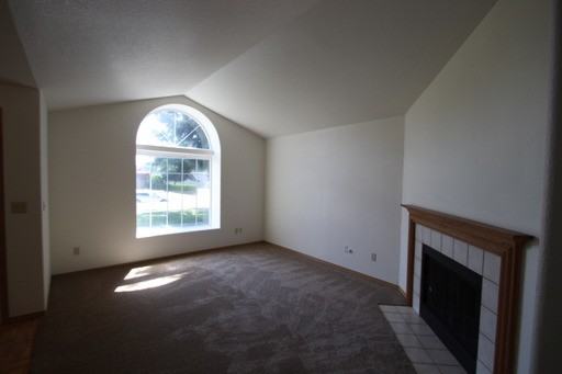 1700 NE 150th St - Photo 3 of 12