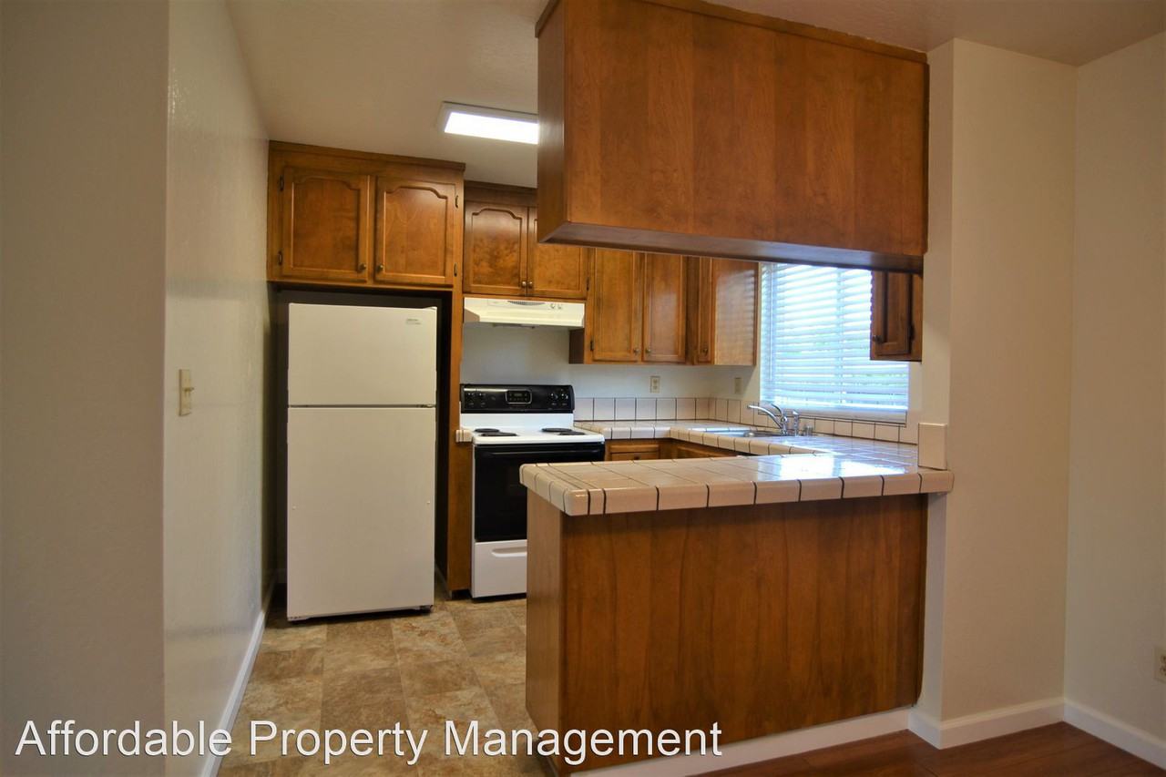 37040 Mulberry Street - Photo 2 of 12