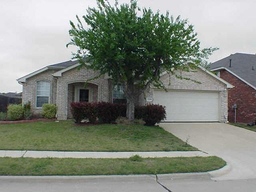 7103 Lake Roberts Way - Photo 2 of 2