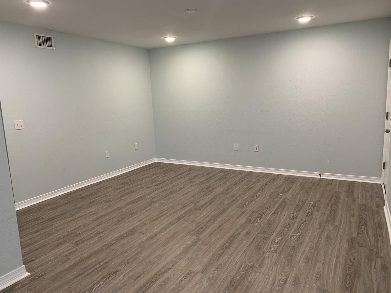 723 Berthe AvenueUnit #214 - Photo 3 of 8