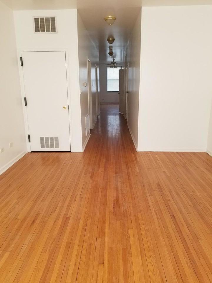 3320 W Diversey Ave Unit 1 - Photo 3 of 14