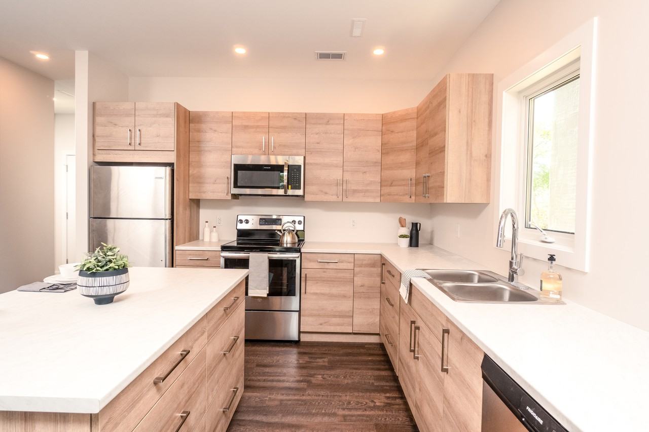 746 Prince Rupert Avenue Apartments in Munroe East, Winnipeg, MB R2K