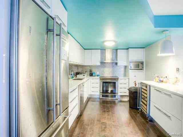 377 Rue Sherbrooke Ouest #308 - Photo 3 of 12
