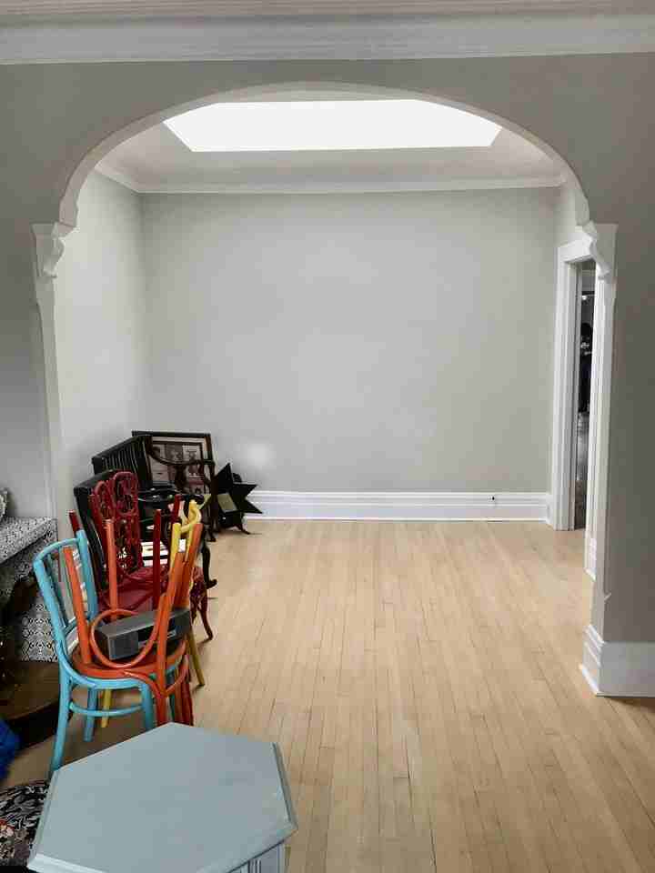 3482 Avenue Prud'homme #2 - Photo 3 of 12