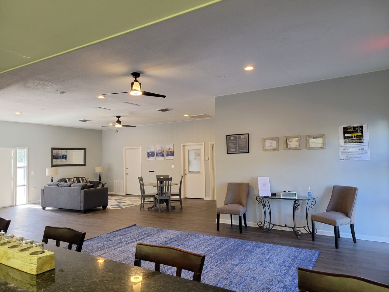 Executive House Apartments - Photo 5 of 20