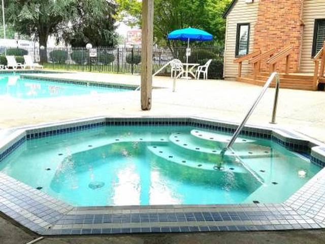 20121 Se Stark St - Photo 7 of 28