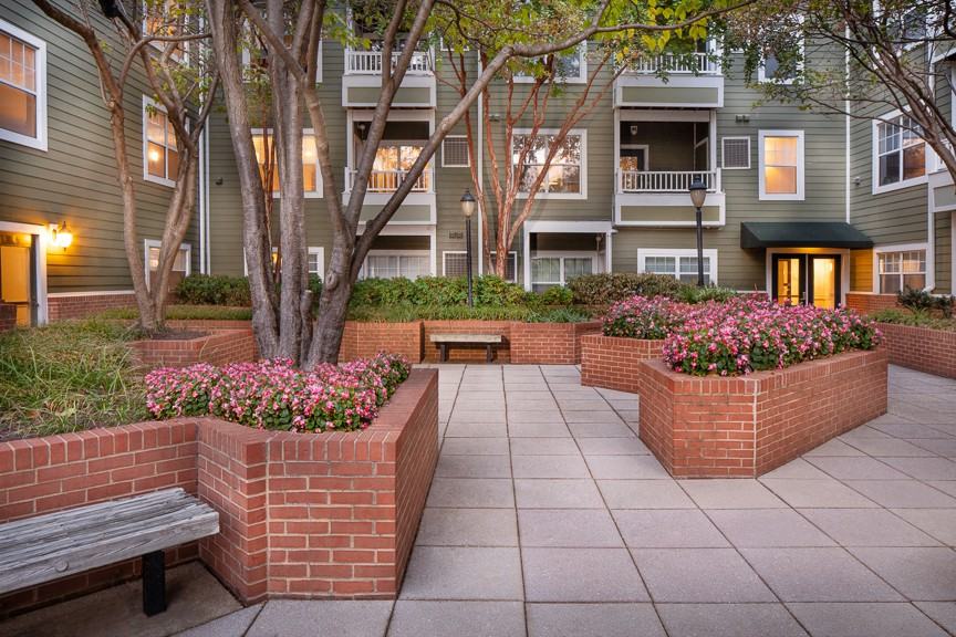 z-061021-Arbors on Duke - Photo 3 of 27