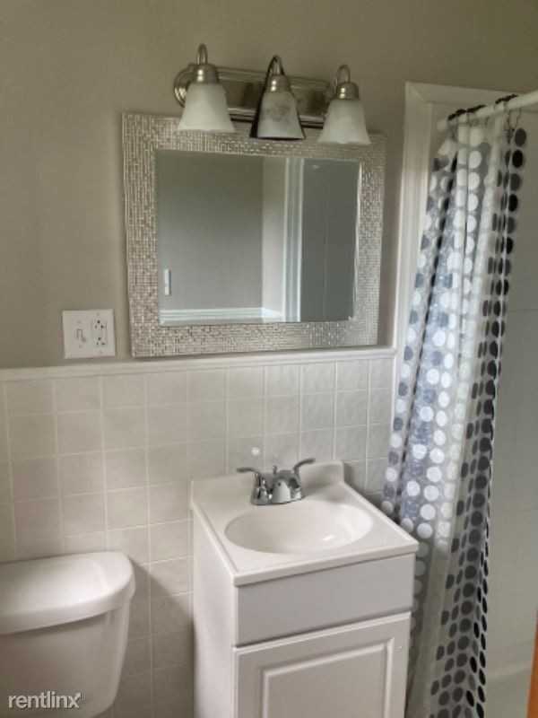 1100 1st Ave - Photo 2 of 6