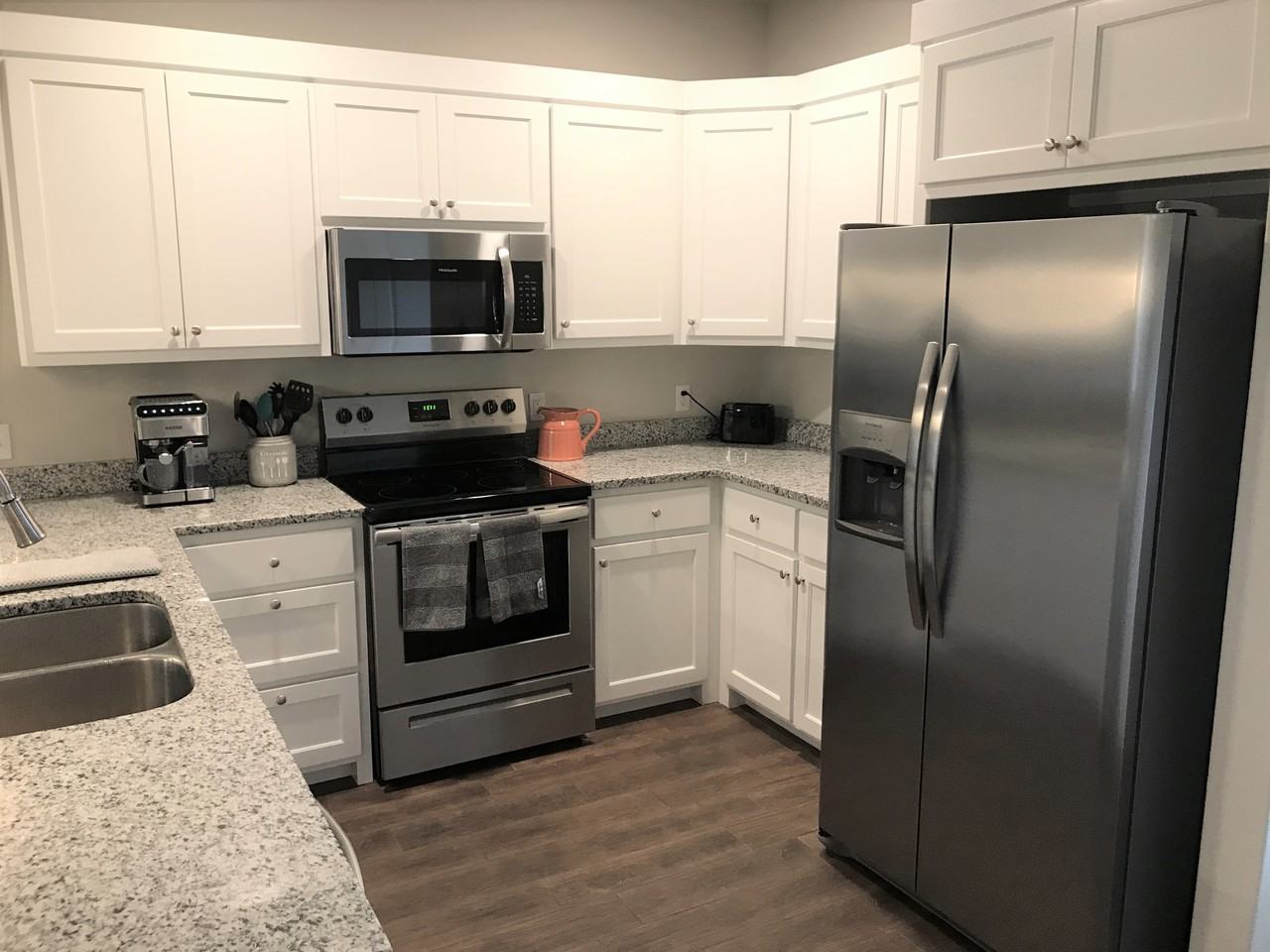 7608 Har Ber Ave - Photo 3 of 7