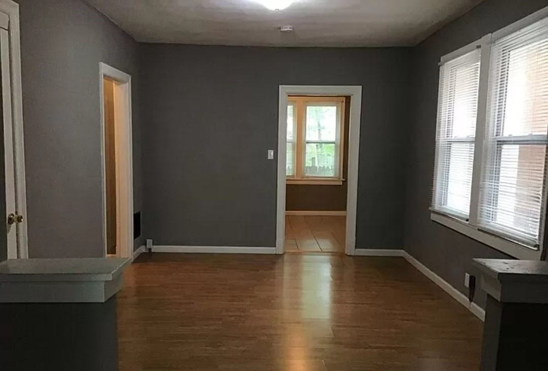 3259 Nebraska Ave - Photo 2 of 3