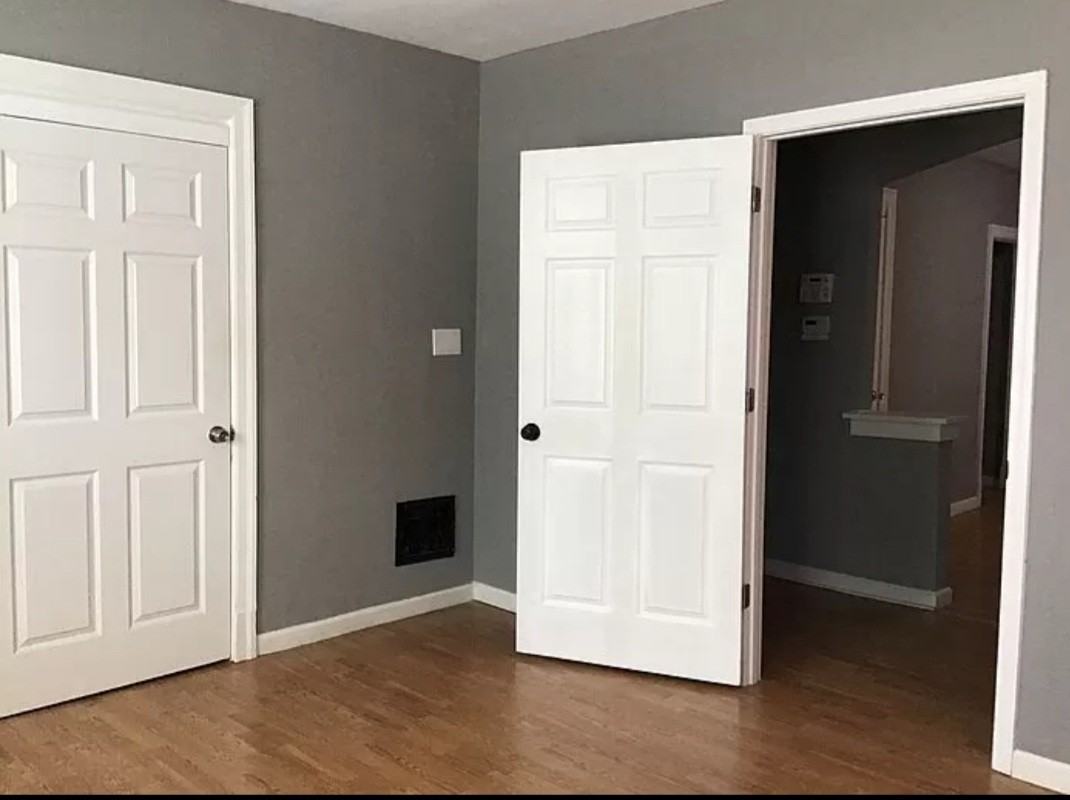 3259 Nebraska Ave - Photo 3 of 3