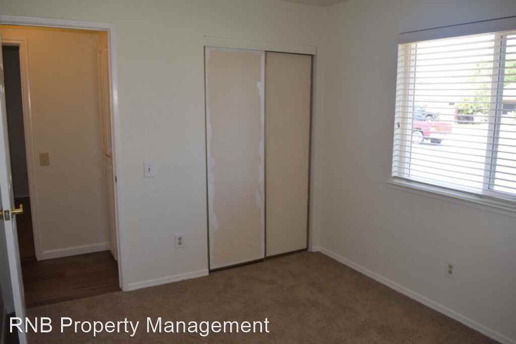 314 Porter Dr - Photo 3 of 31