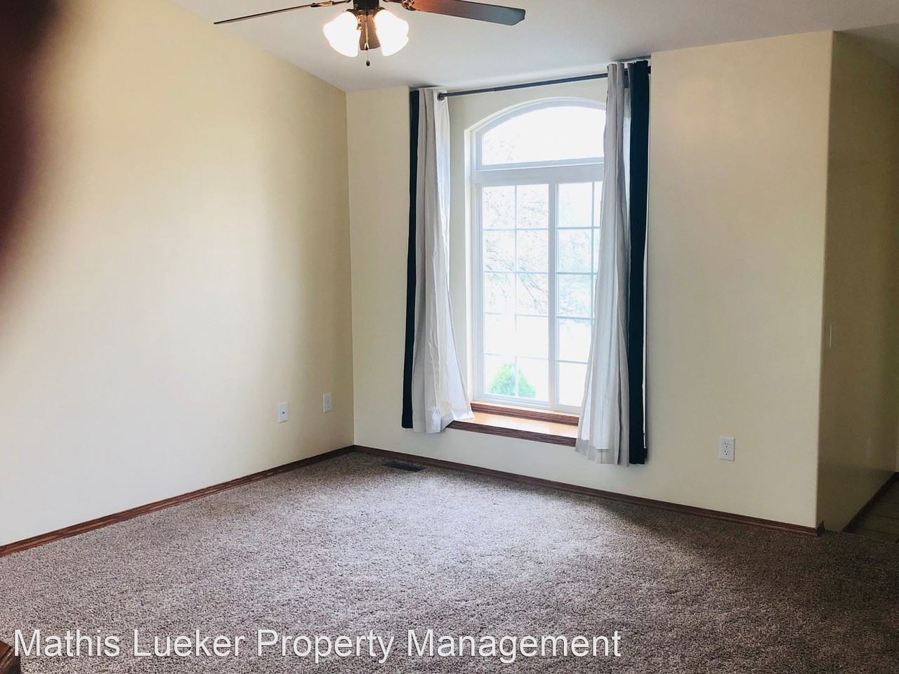 314 Irish Dr - Photo 3 of 22