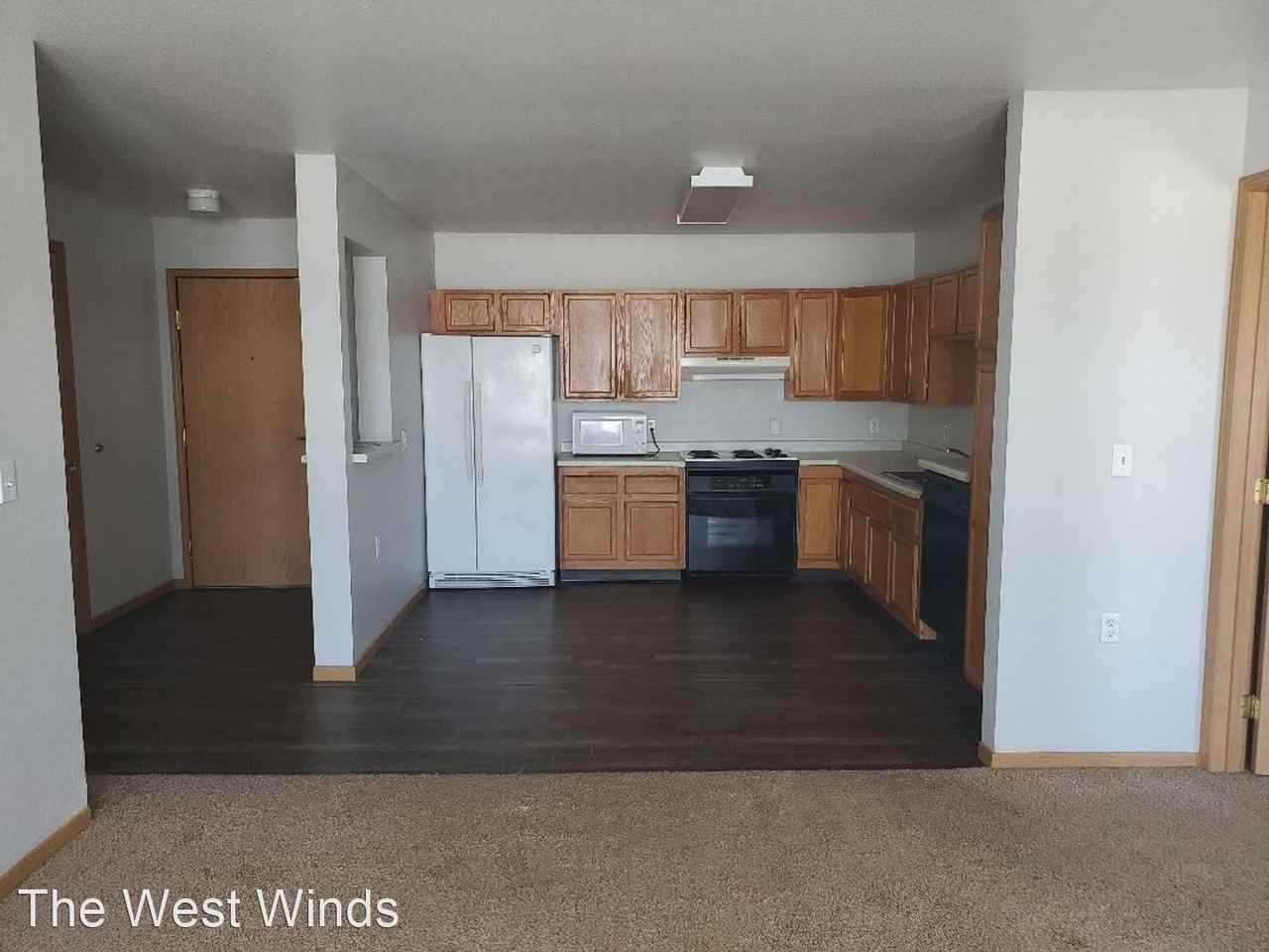 3520 42nd St S - Photo 3 of 5