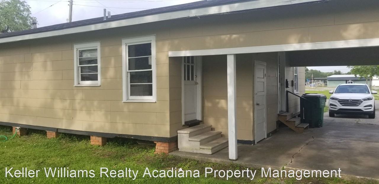 311 S Polk St - Photo 2 of 7