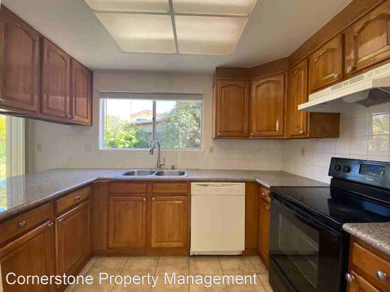 2182 Laddie Ct - Photo 2 of 9