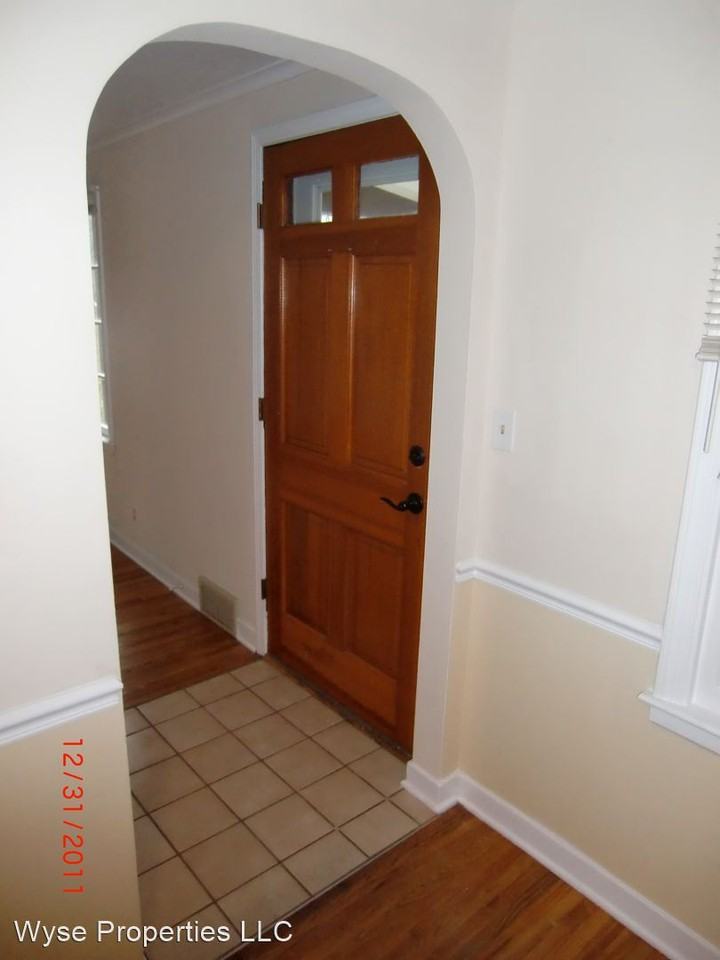 3230, 3238 Millersport Hwy. - Photo 2 of 7