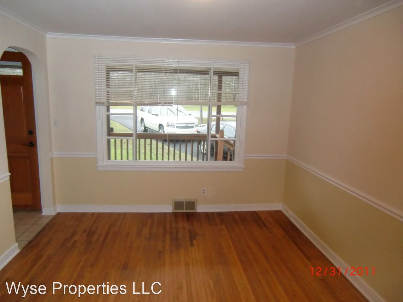 3230, 3238 Millersport Hwy. - Photo 3 of 7