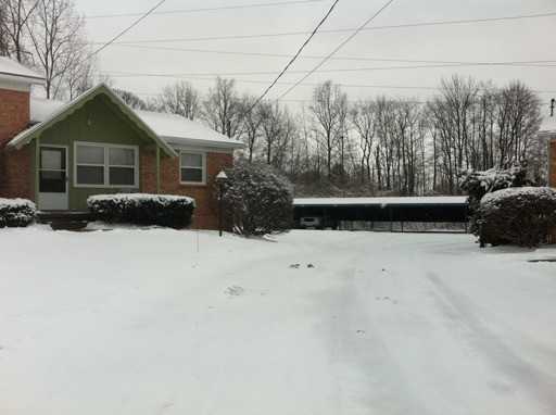 2075 Andrew St SE - Photo 2 of 7