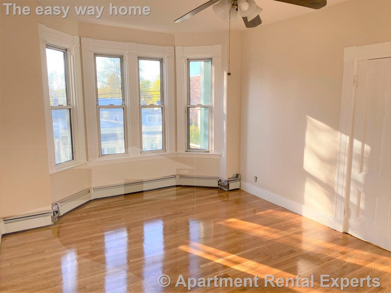90 Norfolk St #6 - Photo 5 of 14