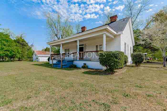 218 N Lee St - Photo 3 of 38