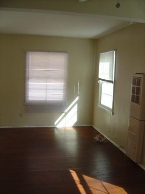 713 C Ave - Photo 3 of 7