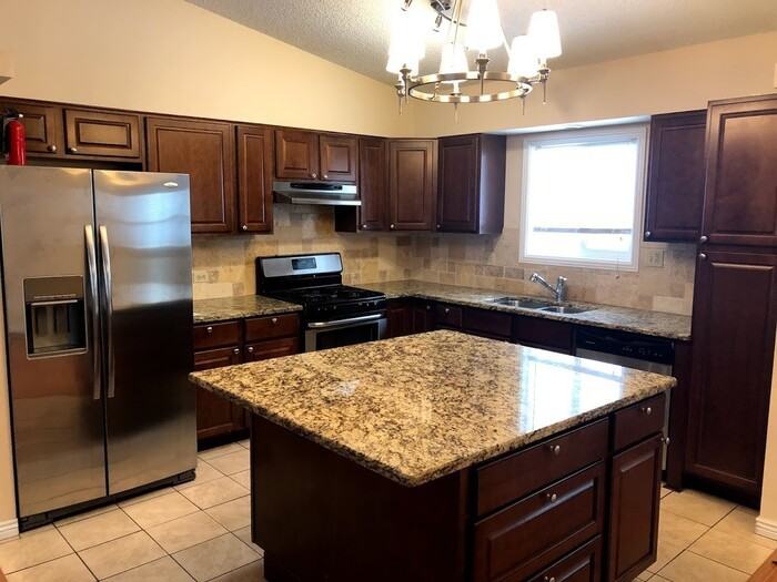 2905 Stanford Rd - Photo 2 of 14