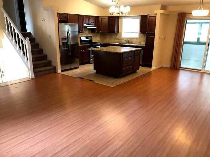 2905 Stanford Rd - Photo 3 of 14