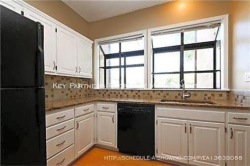 4853 Horton St - Photo 3 of 10
