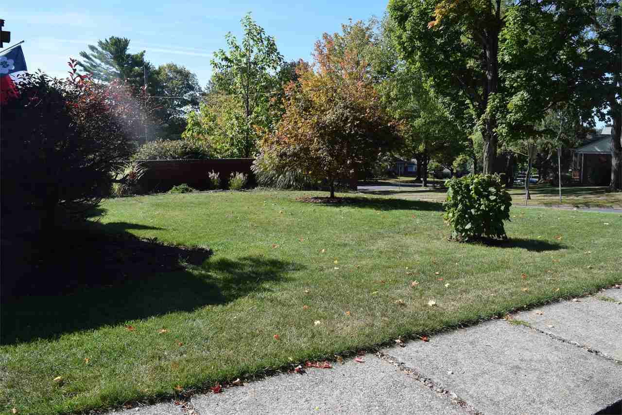 301 Homan Ave #1 - Photo 5 of 41