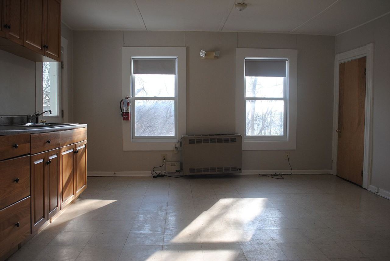 9 Lakeview Terrace - 4 #4 - Photo 2 of 6