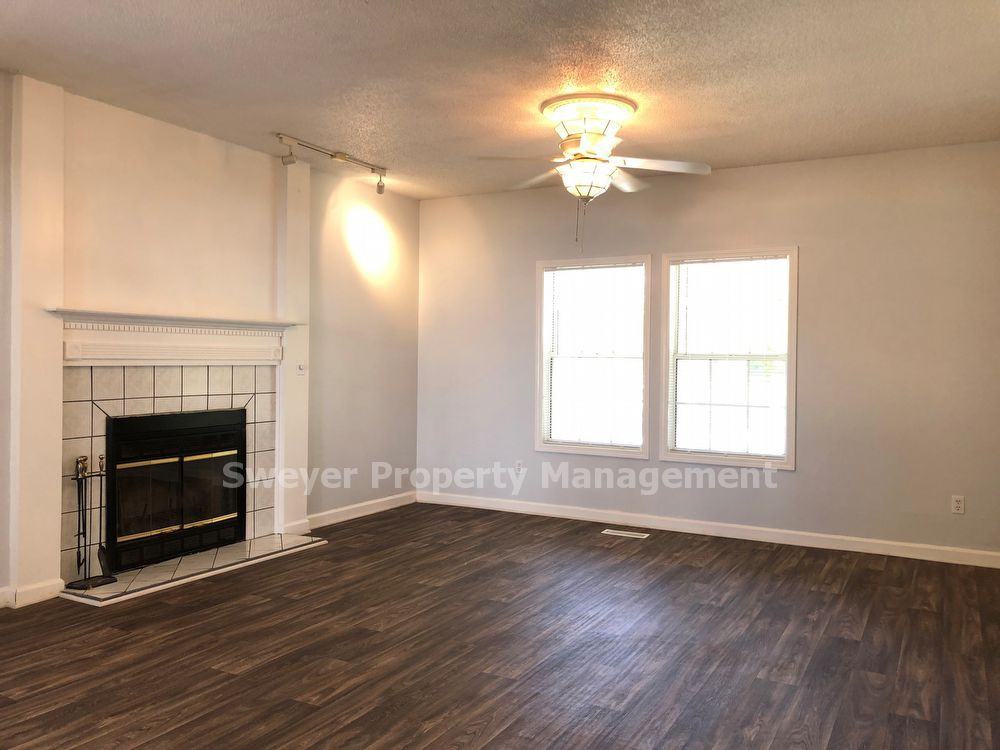 8973 Stephens Church Rd - Photo 3 of 20