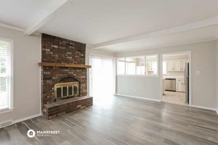 5907 Westridge Rd - Photo 3 of 18