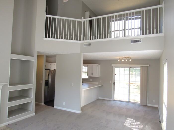 3729 Asheford Trce - Photo 3 of 23