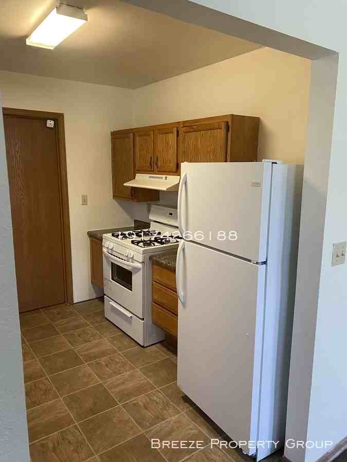 3158 N Ontario St, Toledo, OH 43611 4 Bedroom House for 770/month Zumper