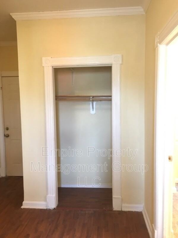 379 379 Madison Avenue - 1R - Photo 3 of 9