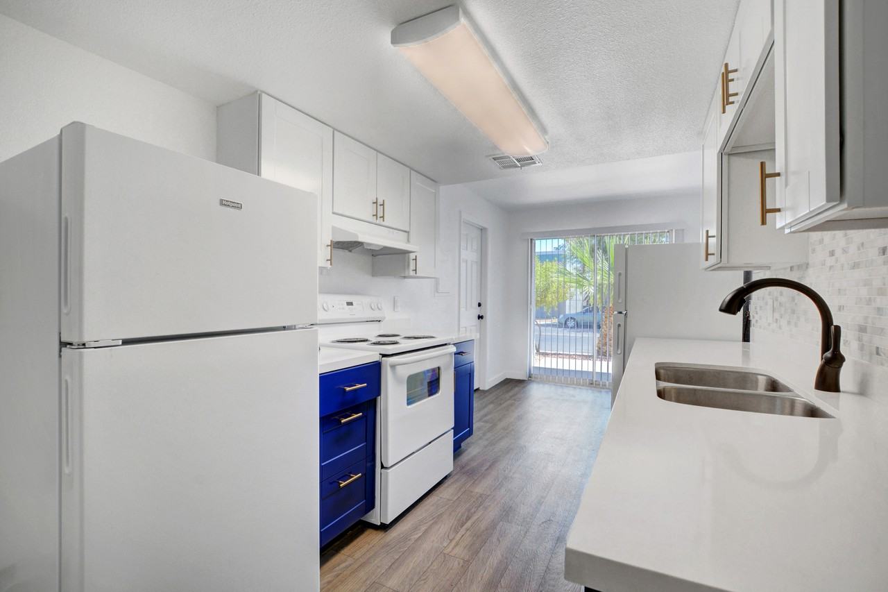 Viva Apartments - Photo 4 of 49