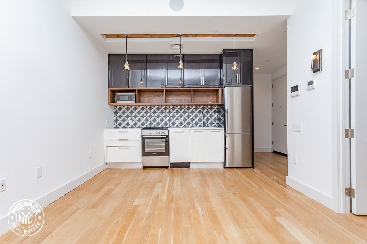 4121 28th St 22t 4121 28th St 22t