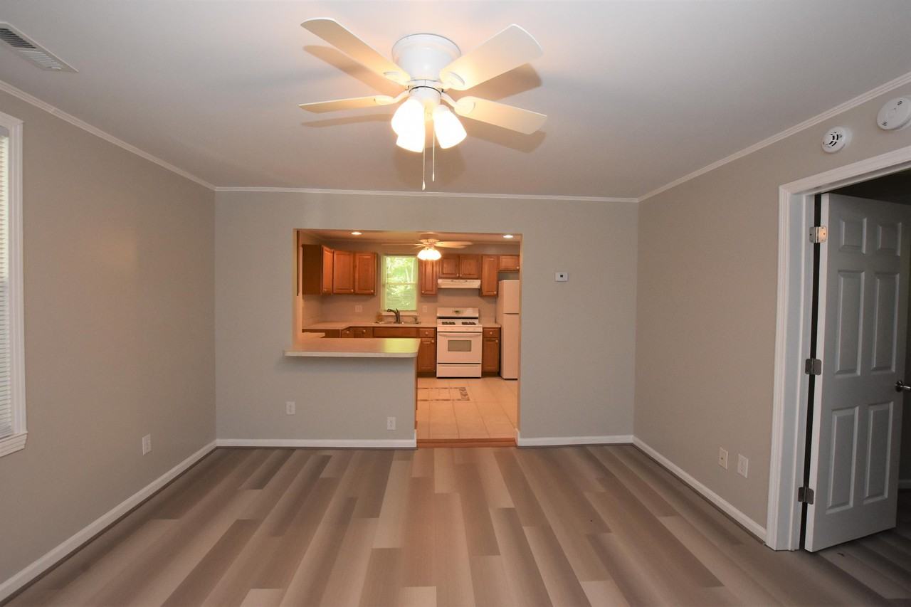 217 Grove St #1 - Photo 4 of 24