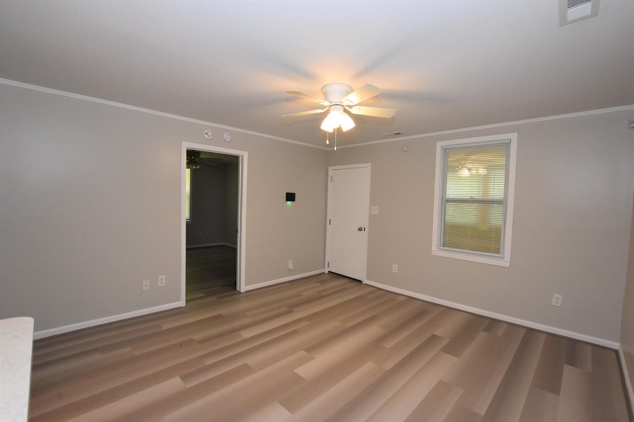 217 Grove St #1 - Photo 5 of 24