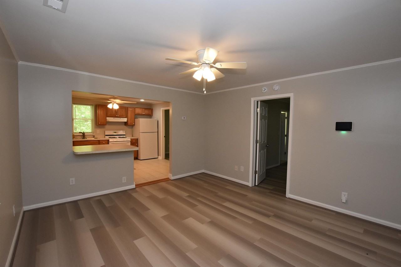 217 Grove St #1 - Photo 6 of 24