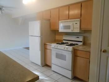 730 Brockwood Rd - Photo 3 of 6