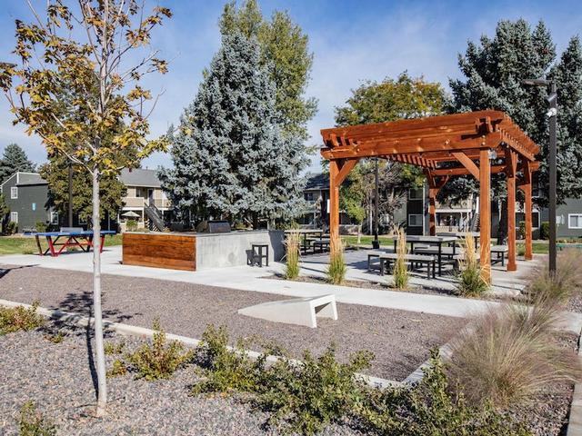 10251 N Zuni St - Photo 7 of 20