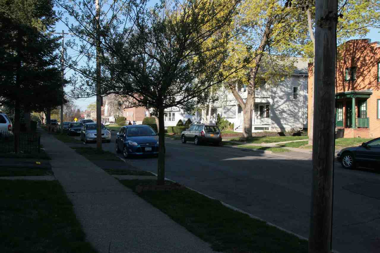 152 Winthrop Ave #2ndFL - Photo 3 of 14